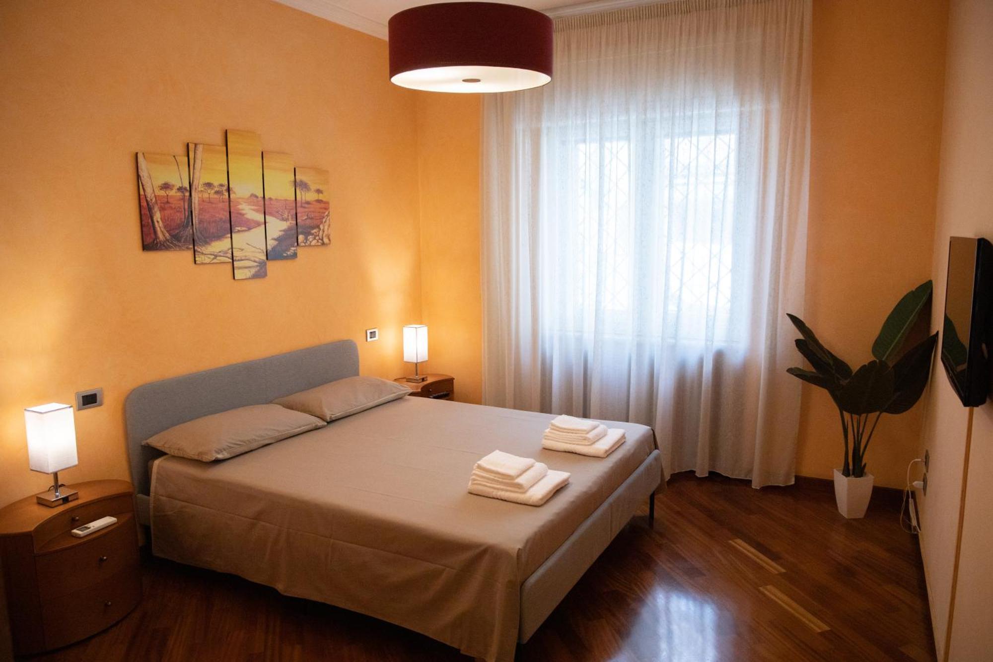 Appartement House Sabina Napels